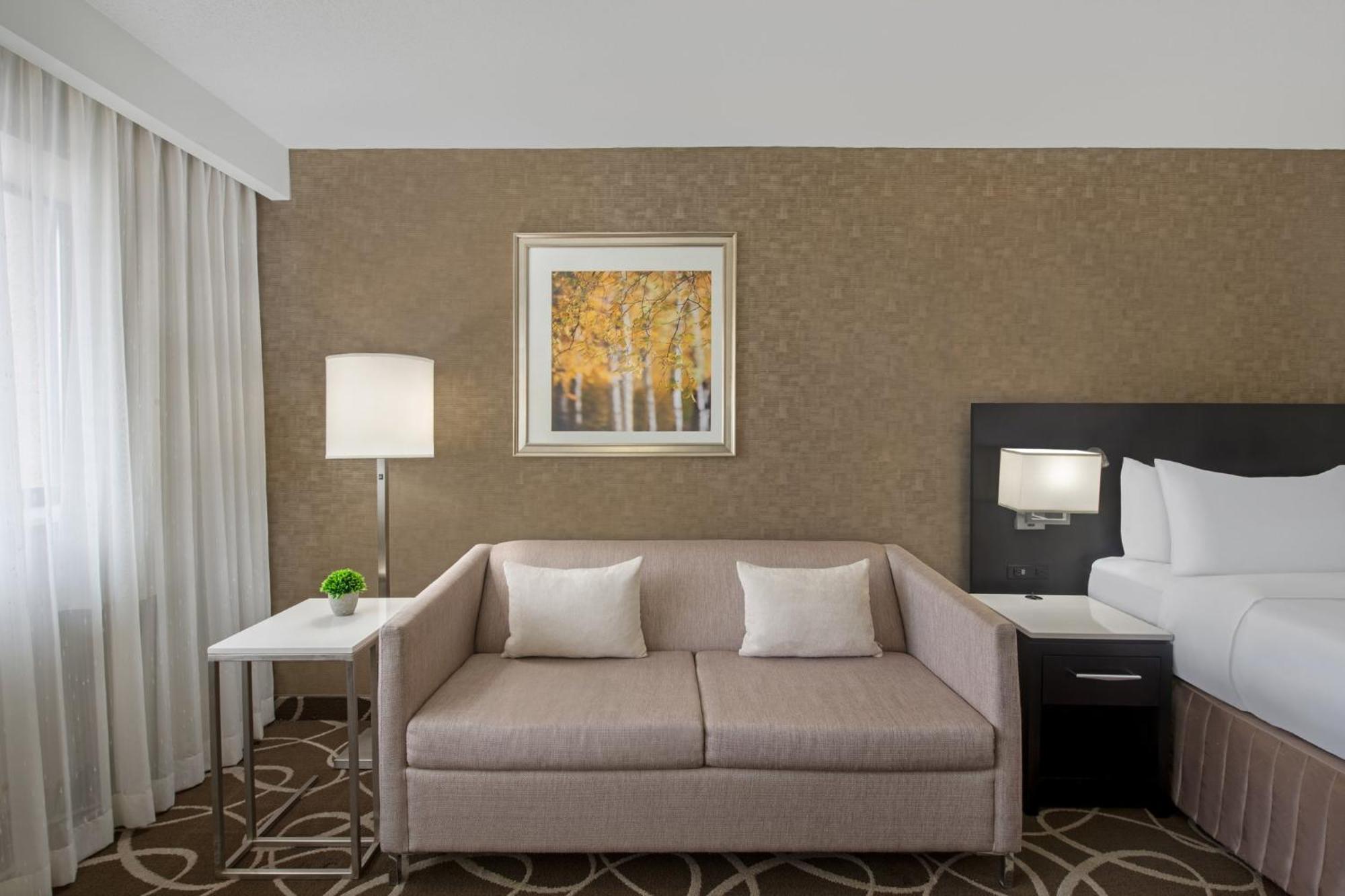 Crowne Plaza Kitchener-Waterloo, An Ihg Hotel Екстер'єр фото